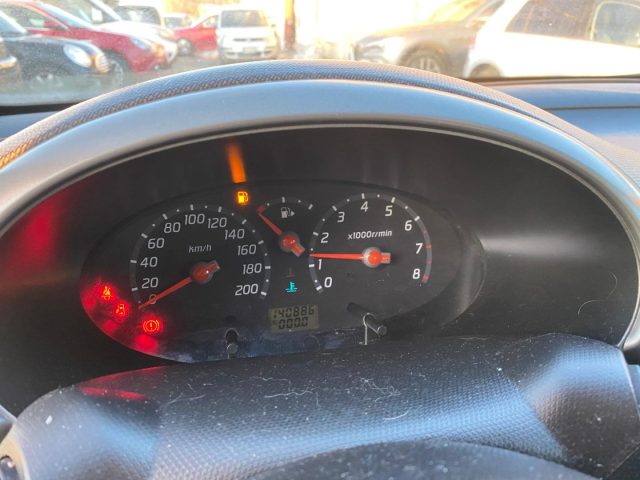 NISSAN Micra usata, con Boardcomputer