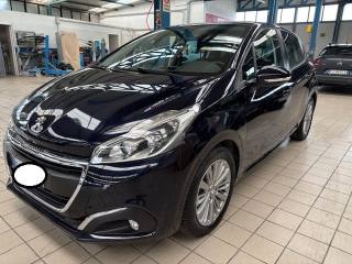 PEUGEOT 208 usata, con Airbag