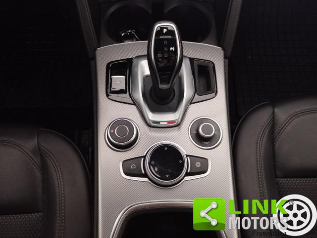 ALFA ROMEO Stelvio usata, con Portellone posteriore elettrico