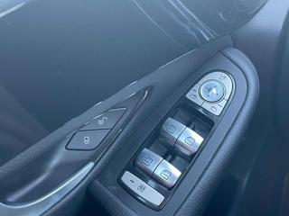 MERCEDES-BENZ GLC 220 usata, con Airbag testa