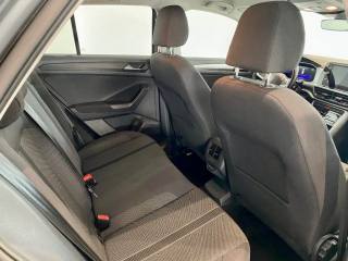 VOLKSWAGEN T-Roc usata, con Controllo automatico clima