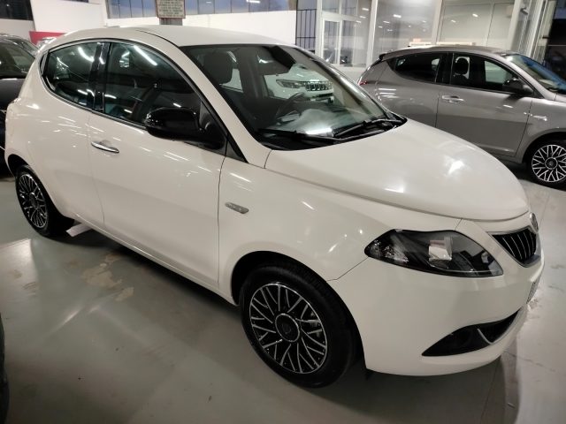 LANCIA Ypsilon usata, con Chiusura centralizzata