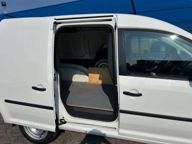 VOLKSWAGEN Caddy usata 16