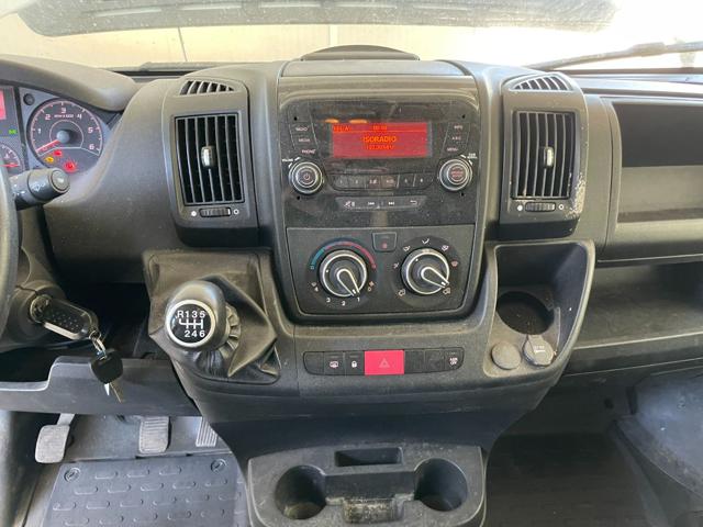 PEUGEOT Boxer usata, con Volante multifunzione