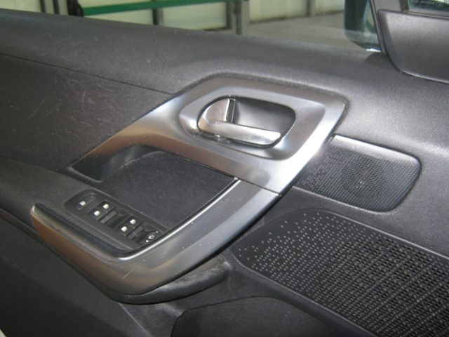 PEUGEOT 2008 usata, con Servosterzo