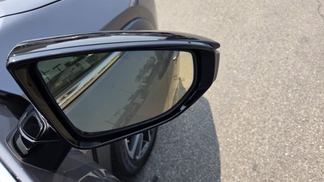 LEXUS UX 250h usata, con Fari LED