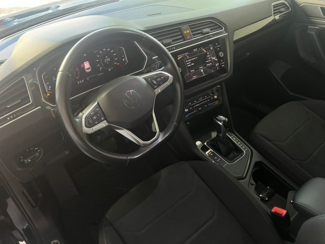 VOLKSWAGEN Tiguan usata, con Autoradio digitale