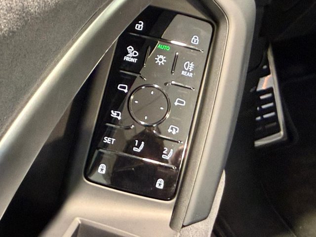 AUDI Q5 usata, con Regolazione elettrica sedili