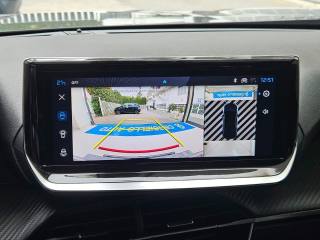 PEUGEOT 2008 usata, con Touch screen