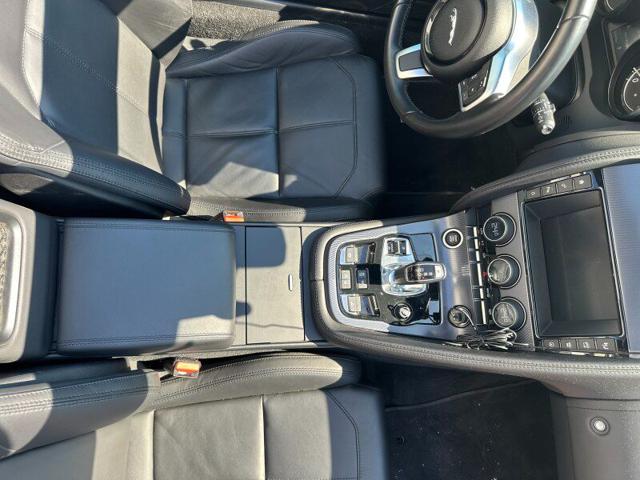 JAGUAR F-Type usata, con Apple CarPlay