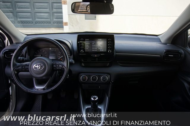 TOYOTA Yaris usata 7