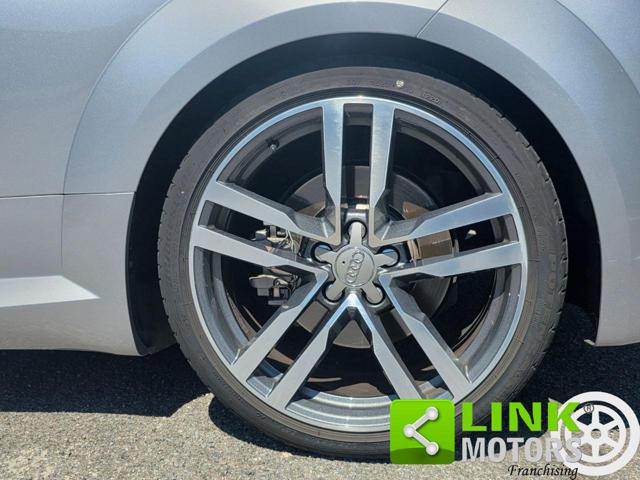 AUDI TT usata, con Isofix