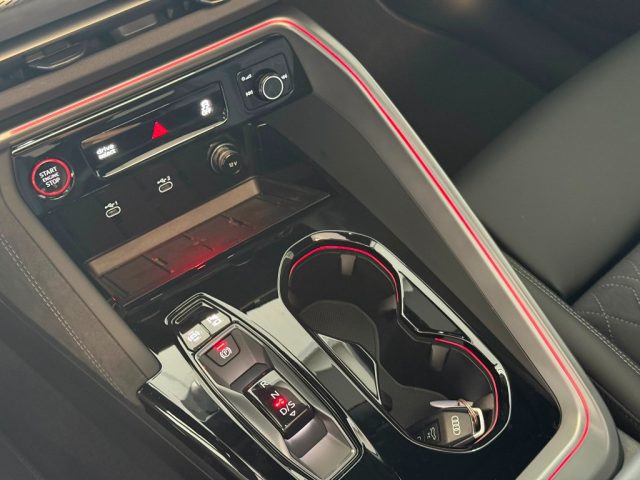 AUDI Q5 usata, con Sedile posteriore sdoppiato