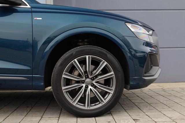 AUDI Q8 usata, con Luce d