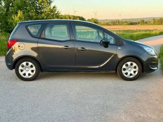 OPEL Meriva usata, con Autoradio