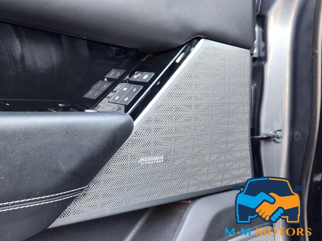 LAND ROVER Range Rover Velar usata, con Interni in pelle