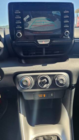 TOYOTA Yaris usata, con Specchietti laterali elettrici