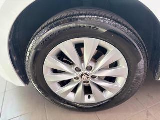 SKODA Kamiq usata, con Autoradio