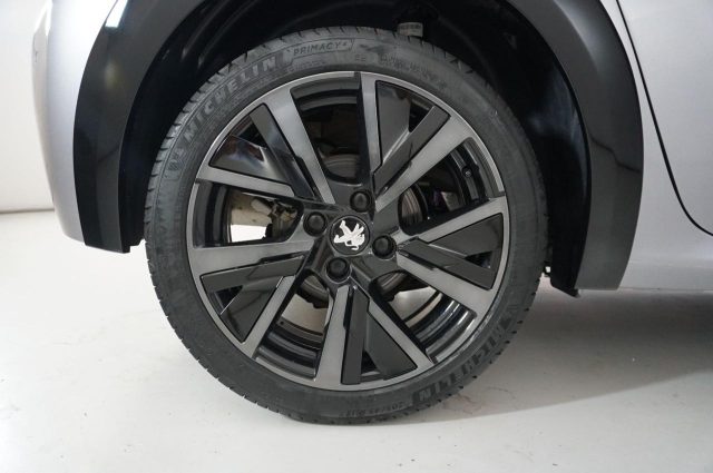 PEUGEOT 208 usata, con Autoradio