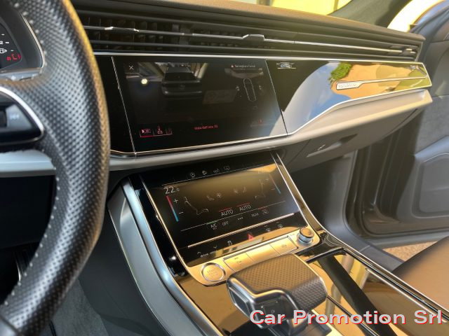AUDI Q8 usata, con Interni in pelle