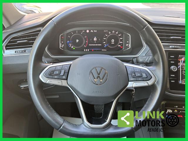 VOLKSWAGEN Tiguan usata, con Park Distance Control