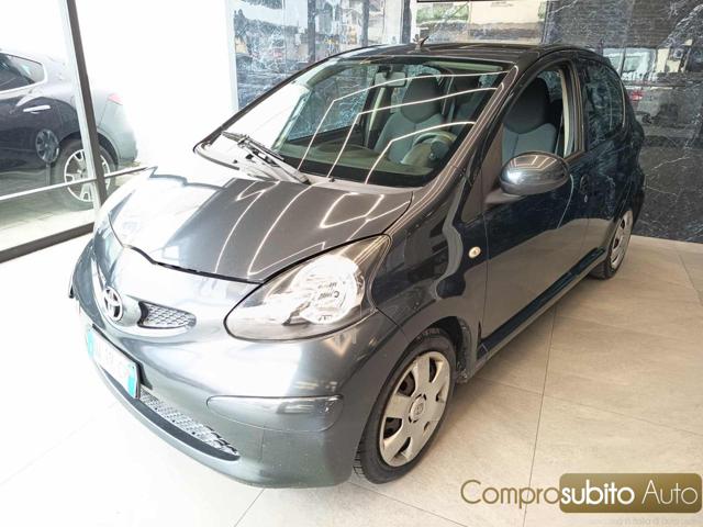 TOYOTA Aygo usata, con Airbag