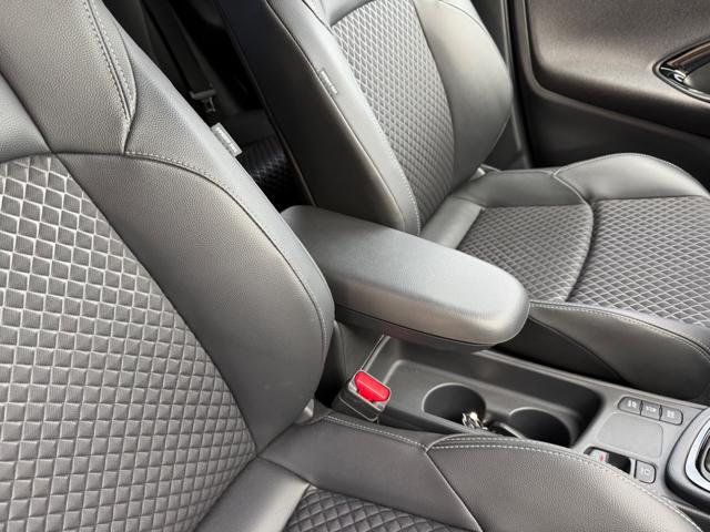 TOYOTA Yaris usata, con Controllo elettronico della corsia