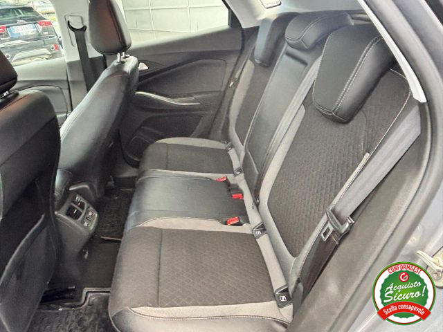 OPEL Grandland X usata, con Portapacchi