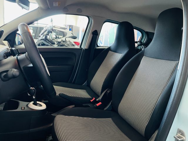 RENAULT Twingo Electric usata, con Autoradio digitale