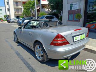 MERCEDES-BENZ SLK 200 usata, con Autoradio