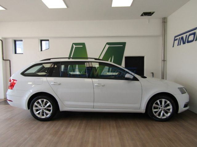 SKODA Octavia usata, con Park Distance Control