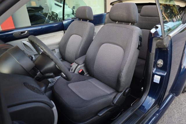 VOLKSWAGEN New Beetle usata, con Chiusura centralizzata
