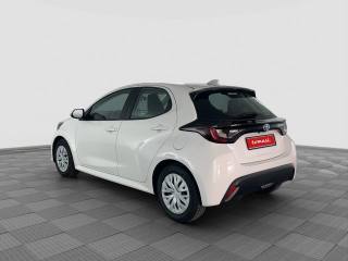 TOYOTA Yaris usata 2