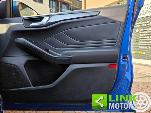 FORD Focus usata, con Specchietti laterali elettrici