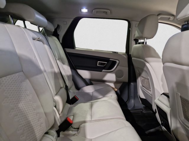 LAND ROVER Discovery Sport usata, con Specchietti laterali elettrici