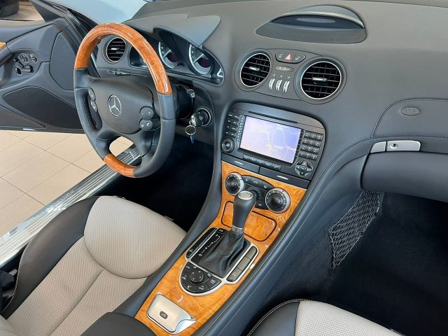MERCEDES-BENZ SL 600 usata, con Sensori di parcheggio posteriori
