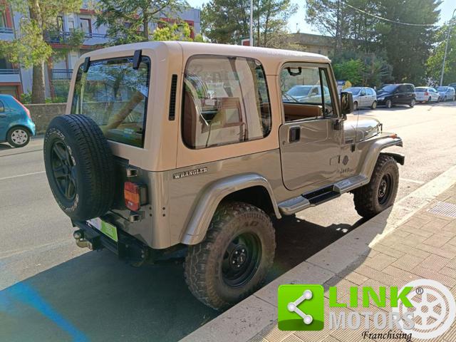 JEEP Wrangler usata, con Interni in pelle