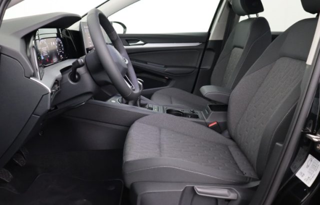 VOLKSWAGEN Golf usata, con Controllo automatico clima