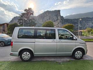 VOLKSWAGEN Caravelle usata, con Climatizzatore