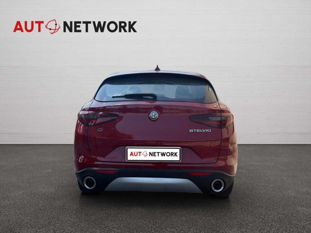 ALFA ROMEO Stelvio usata, con Autoradio