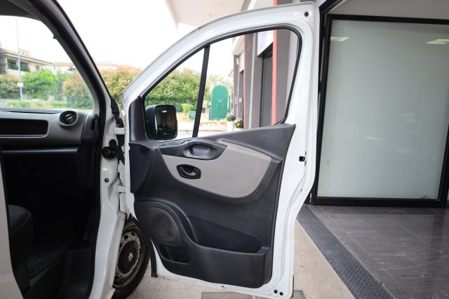 RENAULT Trafic usata 76