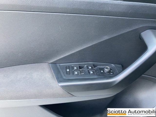 VOLKSWAGEN T-Roc usata, con Fendinebbia
