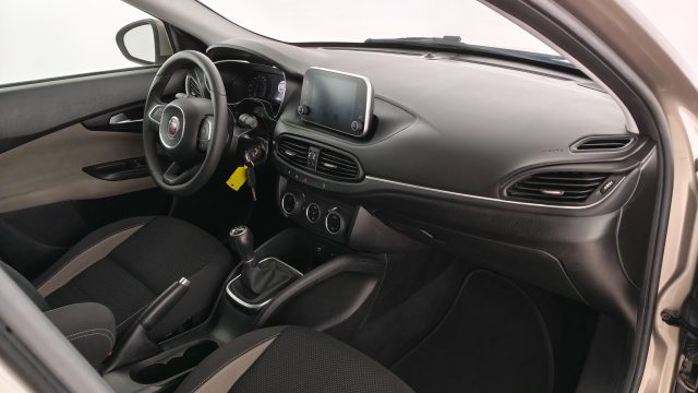 FIAT Tipo usata, con Sensori di parcheggio posteriori