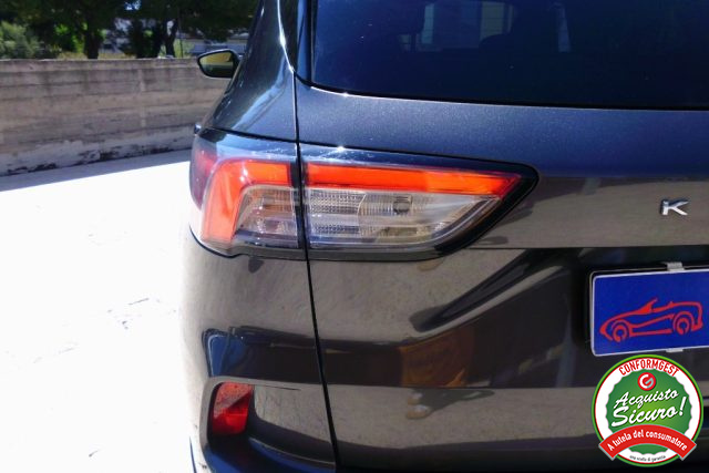 FORD Kuga usata, con Monitoraggio pressione pneumatici