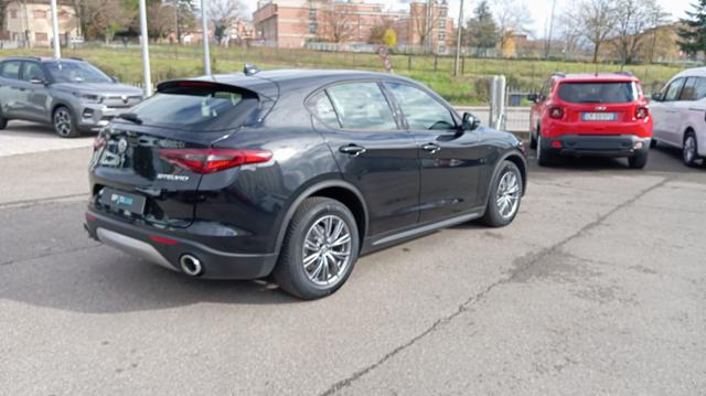 ALFA ROMEO Stelvio usata, con Park Distance Control