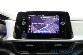VOLKSWAGEN T-Roc usata, con Autoradio digitale