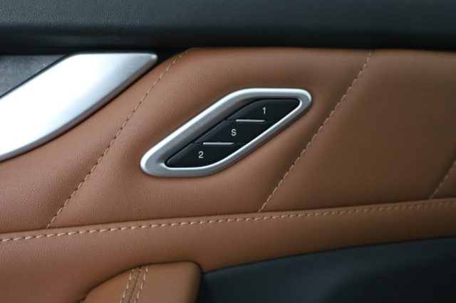 MASERATI Levante usata 16