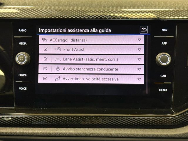 VOLKSWAGEN Taigo usata, con ESP