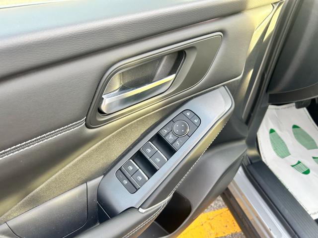 NISSAN Qashqai usata, con Autoradio