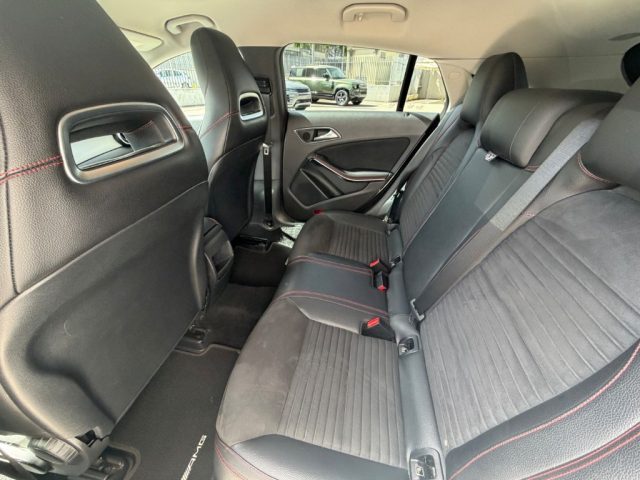 MERCEDES-BENZ CLA 200 usata, con Controllo automatico clima